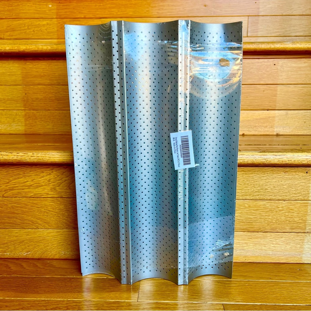 NEW 2 French Bread Pans Baguette Mold Baking Pan Bake